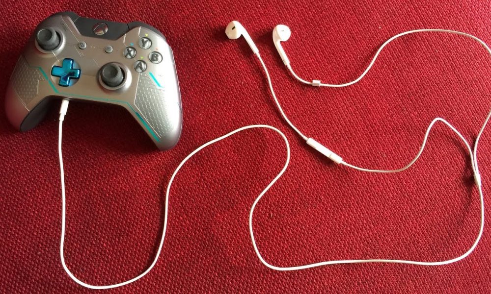 Can I Use iPhone Headphones On Xbox One?